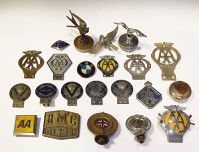 Lot 188 - Assorted group of vintage car badges