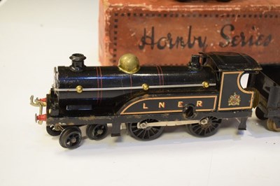 Lot 360 - 1920s Hornby Series clockwork LNER locomotive with tender and tanker wagon