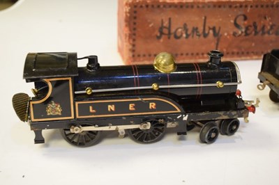 Lot 360 - 1920s Hornby Series clockwork LNER locomotive with tender and tanker wagon