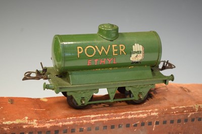 Lot 360 - 1920s Hornby Series clockwork LNER locomotive with tender and tanker wagon