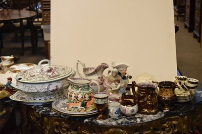 Lot 273 - Assorted ceramics