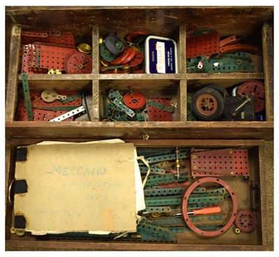 Lot 378 - Quantity of vintage Meccano, within wooden case / chest.