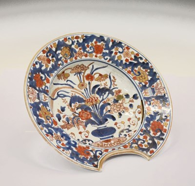 Lot 302 - Imari pattern barbers bowl