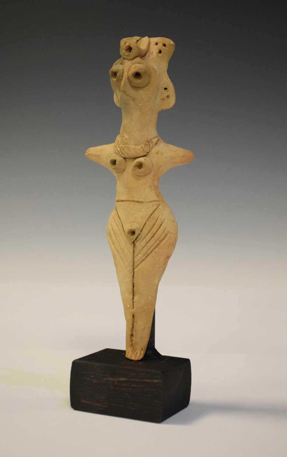 Lot 264 - Syro Hittite terracotta figure of the