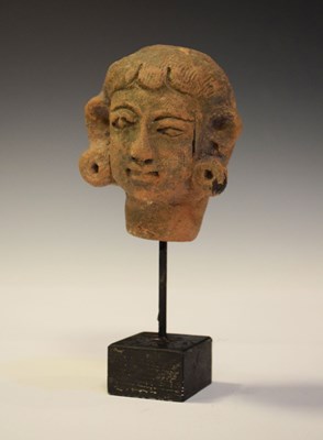 Lot 275 - Pre Columbian terracotta bust