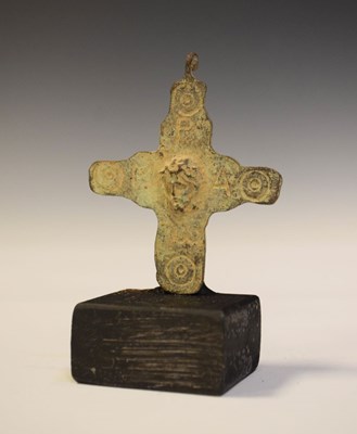 Lot 273 - Believed Roman cross pendant