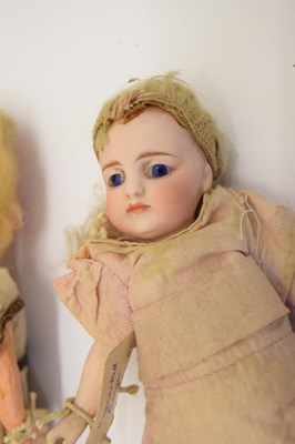 Lot 200 - Small collection of bisque head dolls, etc