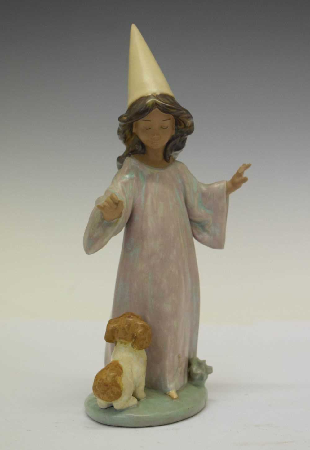 Lot 526 - Lladro gres figure of a child dressed as a wizard