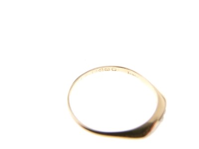 Lot 27 - 18ct gold, diamond five-stone ring