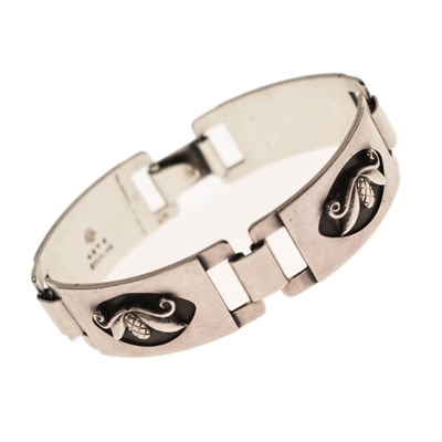 Lot 146 - Georg Jensen Inc. USA silver bracelet, No.407 B