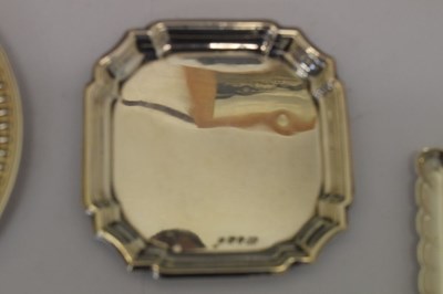 Lot 195 - Ten silver dishes and coasters