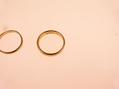 Lot 18 - Two 22ct gold wedding bands