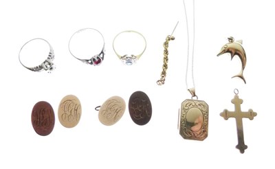 Lot 56 - Assorted 9ct gold jewellery