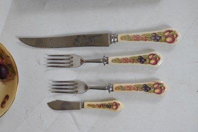 Lot 342 - Large quantity of Aynsley 'Orchard Gold'