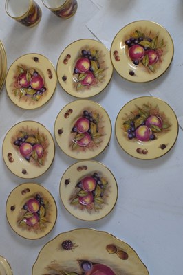 Lot 342 - Large quantity of Aynsley 'Orchard Gold'