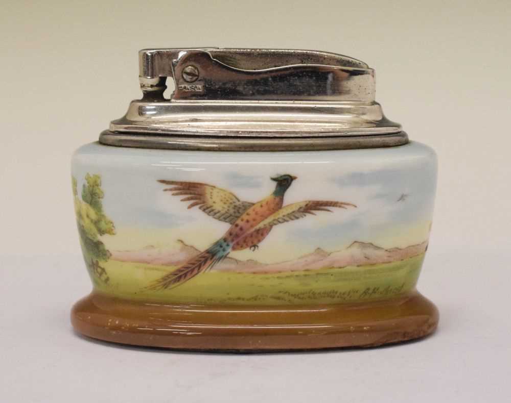 Lot 441 - Minton table lighter