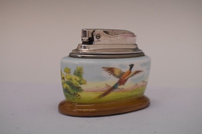 Lot 441 - Minton table lighter