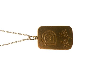 Lot 102 - ¼ oz fine gold Australian Bullion Co pendant
