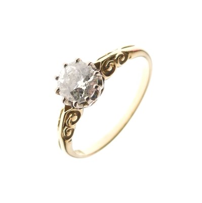 Lot 1 - Yellow metal (18ct) solitaire diamond ring