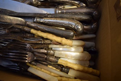 Lot 768 - Quantity of mother of pearl and silver handled cutlery