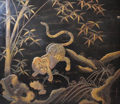 Lot 332 - Large Japanese lacquer panel of a tiger