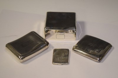 Lot 270 - Mixed group of silver