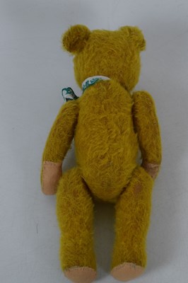 Lot 406 - Quantity of mainly golden mohair teddy bears and Steiff kitten