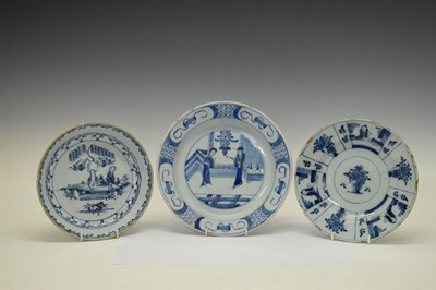 Lot 490 - Two 18th Century Delftware chinoiserie plates and a dish