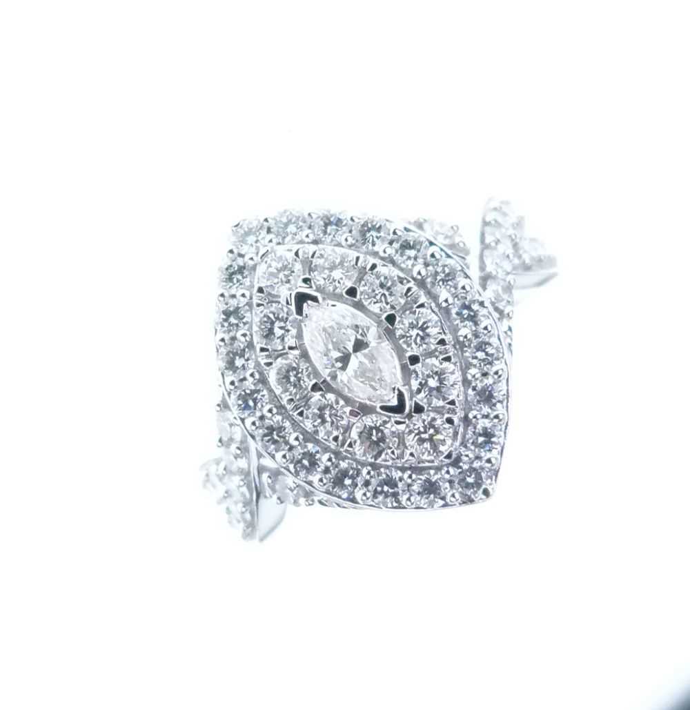 Lot 16 - Diamond cluster ring, in a 14ct white gold mount