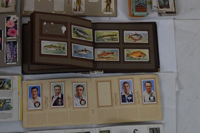 Lot 339 - Collection of vintage cigarette cards