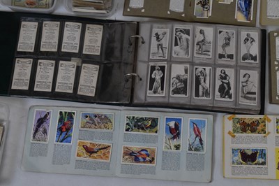 Lot 339 - Collection of vintage cigarette cards