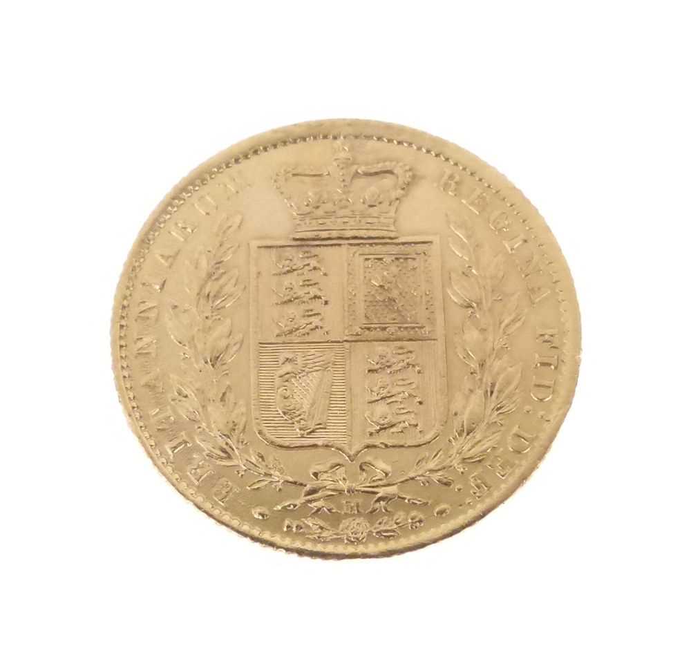 Lot 148 - Queen Victoria Melbourne Mint gold sovereign, 1872