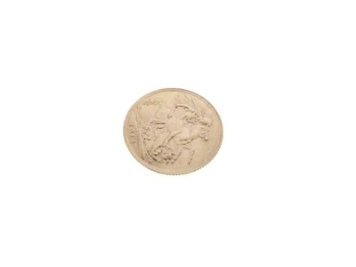 Lot 163 - George V gold sovereign, 1914