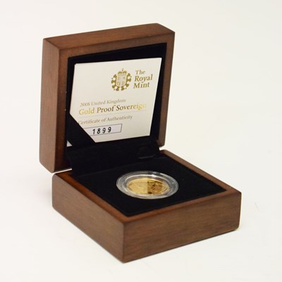 Lot 168 - Elizabeth II gold sovereign 2008