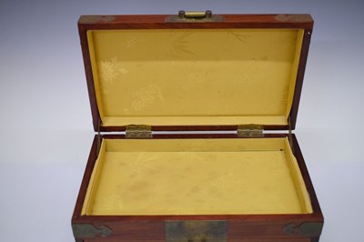 Lot 365 - Chinese jewellery box