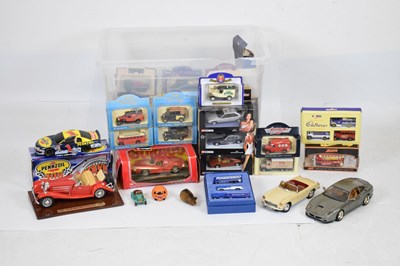 Lot 414 - Quantity of boxed diecast model vehicles