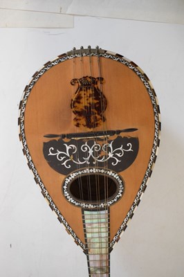 Lot 366 - Early 20th Century Italian mother-of-pearl mounted mandolin (cased)