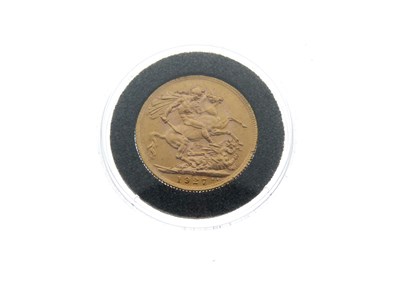 Lot 290 - Gold coin - George V gold sovereign 1927