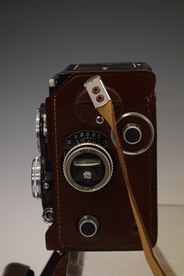 Lot 376 - Rolleiflex T  Synchro Compur camera