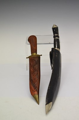 Lot 443 - Kukri knife and modern dagger