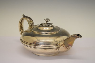 Lot 230 - William IV silver squat teapot