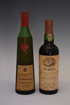 Lot 454 - Colheita 1977 port and Altissima