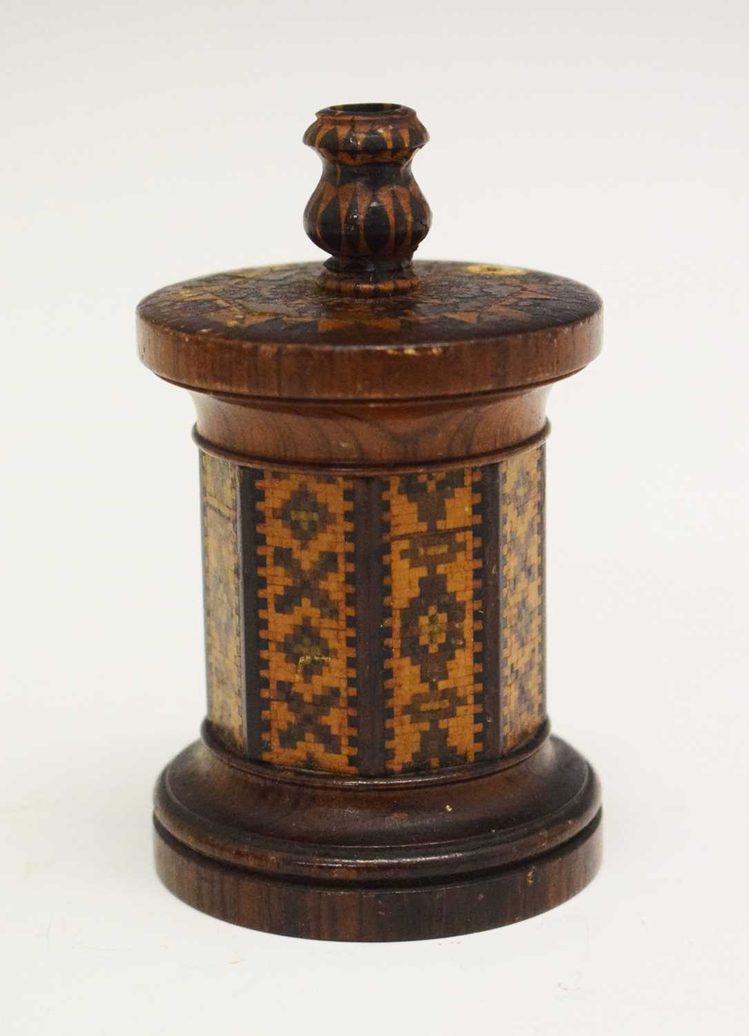 Lot 193 - Tunbridge ware thread/string box