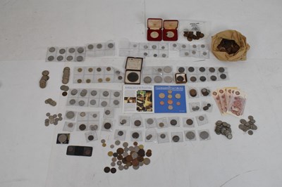 Lot 121 - Quantity of silver, world and other coinage