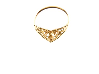 Lot 57 - Indian gold ring