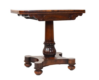 Lot 554 - Victorian rosewood pedestal card table