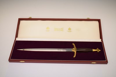 Lot 446 - Wilkinson Sword presentation dagger