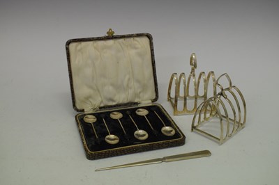 Lot 103 - Edwardian silver coffee spoons