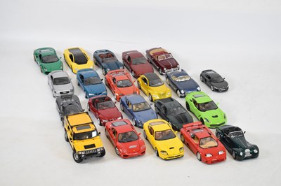 Lot 423 - Quantity of unboxed mainly 1/18 scale diecast model cars