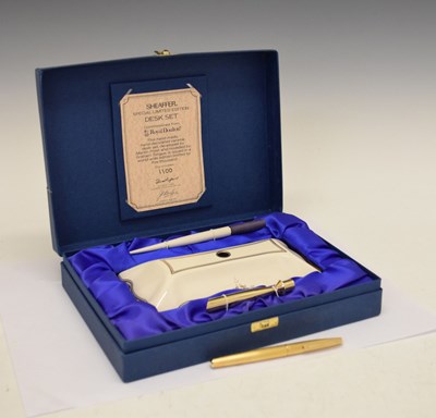 Lot 181 - Royal Doulton Sheaffer limited edition desk set and Waterman 18K nib fountain pen